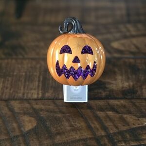 New 2024 Bath & Body Pumpkin Wallflower Plug In